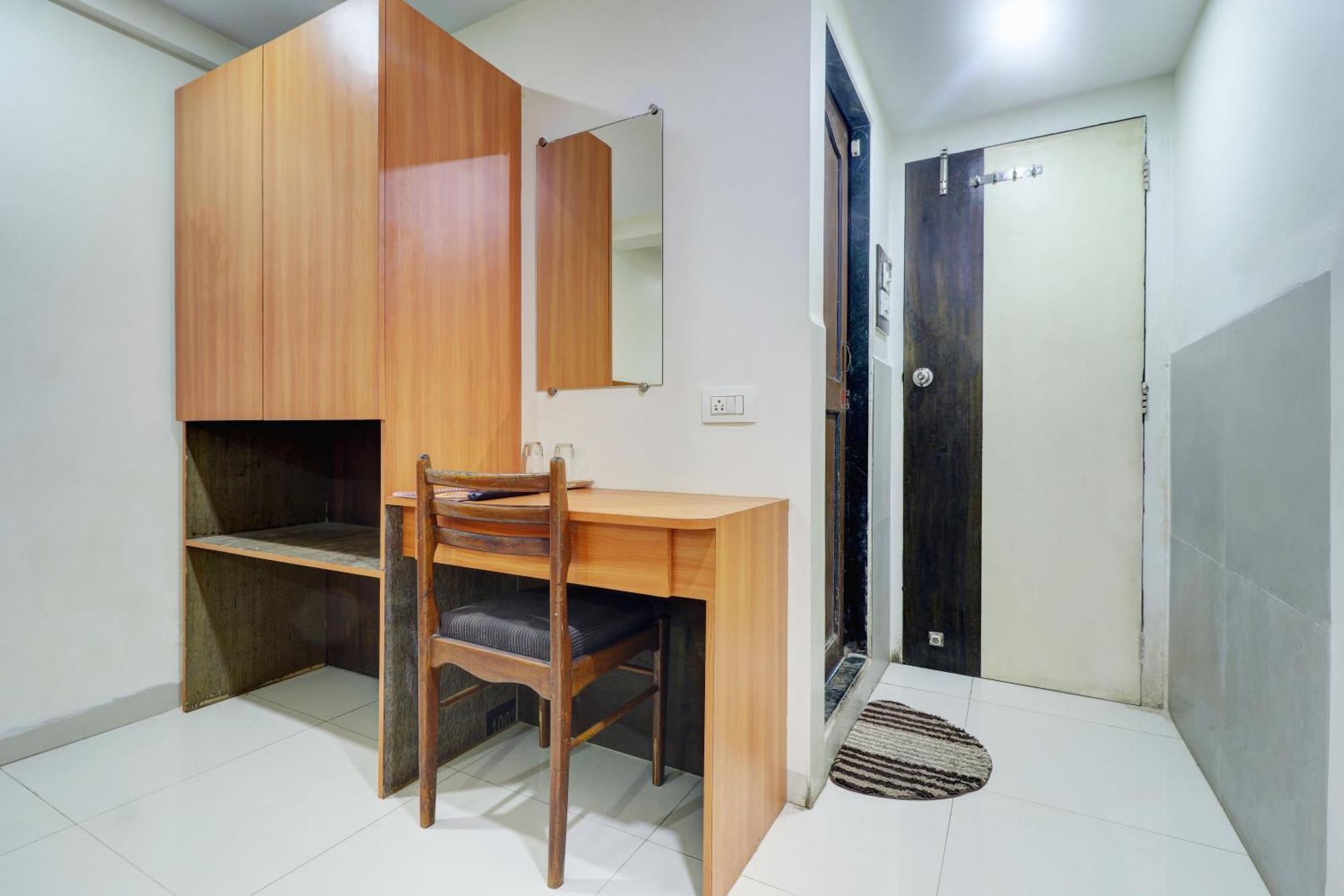 Hotel New Sarovar Grand Panvel Eksteriør billede