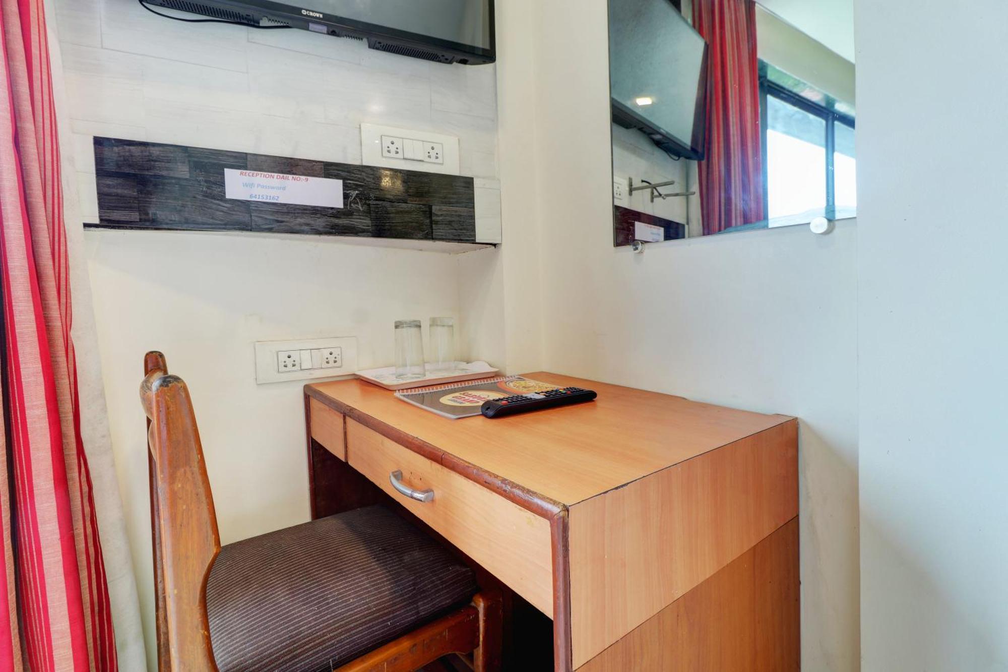Hotel New Sarovar Grand Panvel Eksteriør billede
